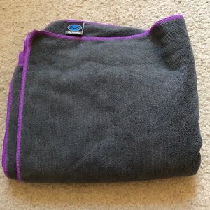 Grey and purple yoga dry towel